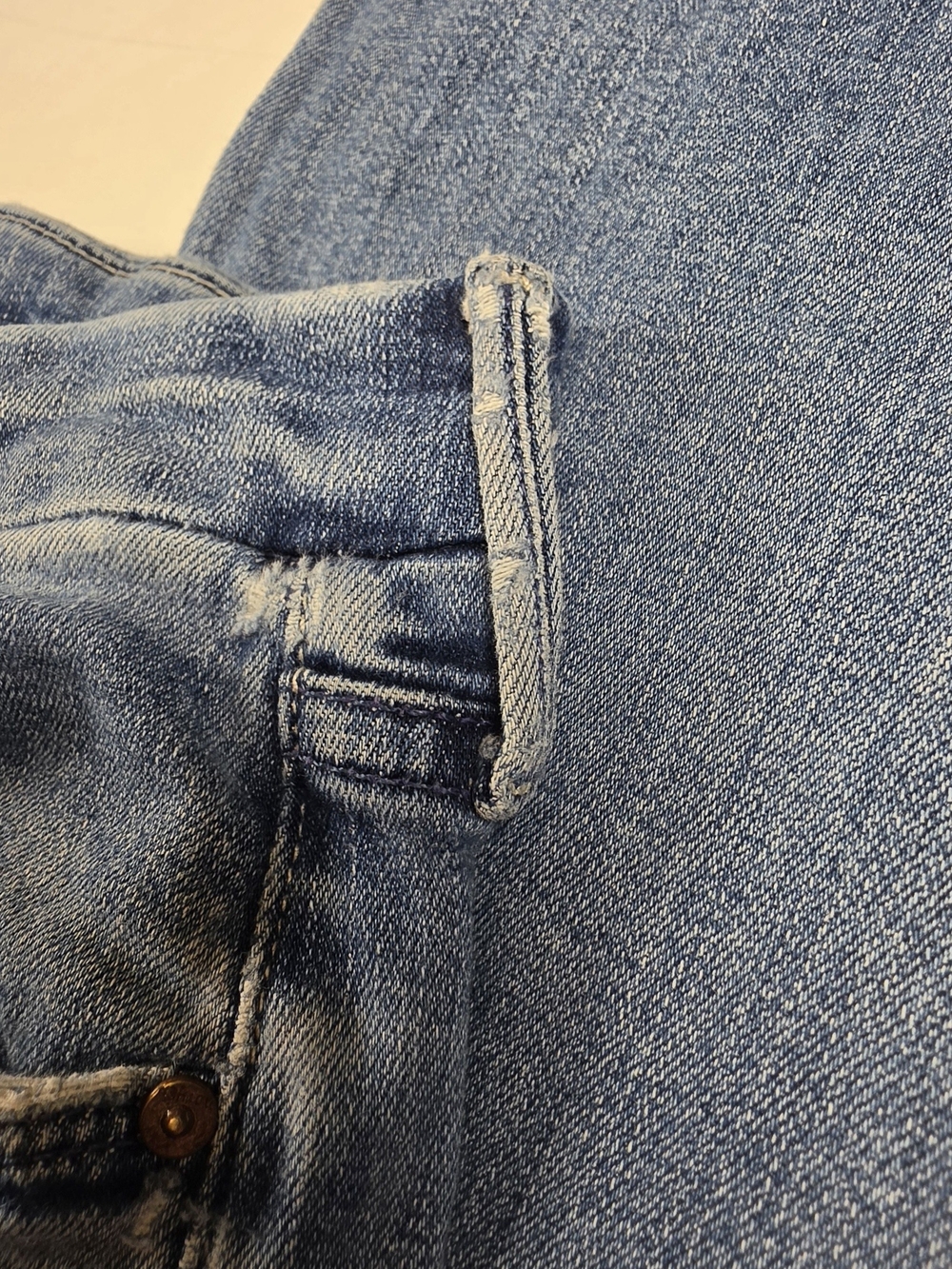 MOTHER Women’s Blue Skinny Jeans Cropped Raw Hem Distressed Size 26 - Picture 8 of 8
